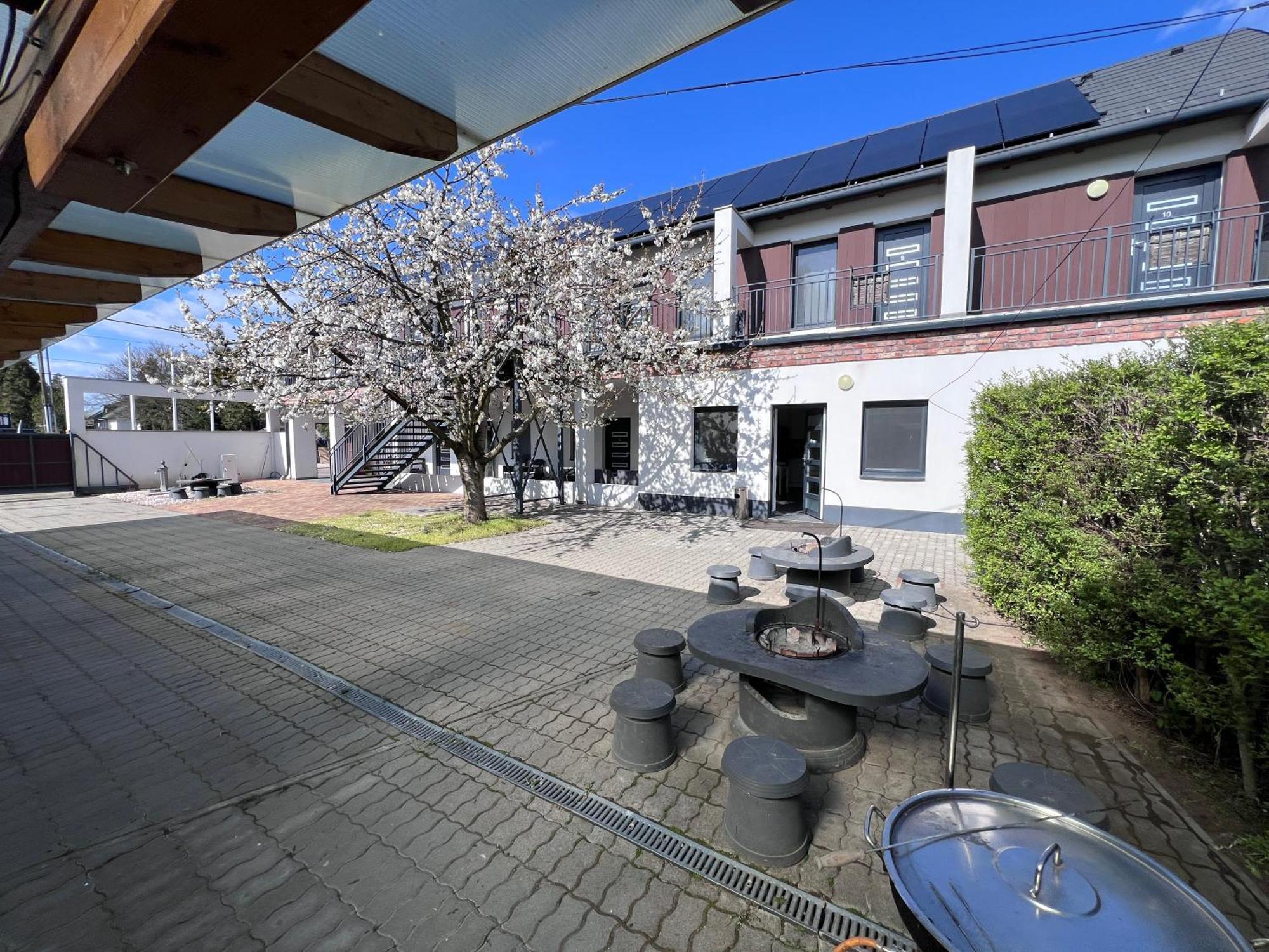Apartmán Sulyom Panzio Tiszafüred Exteriér fotografie