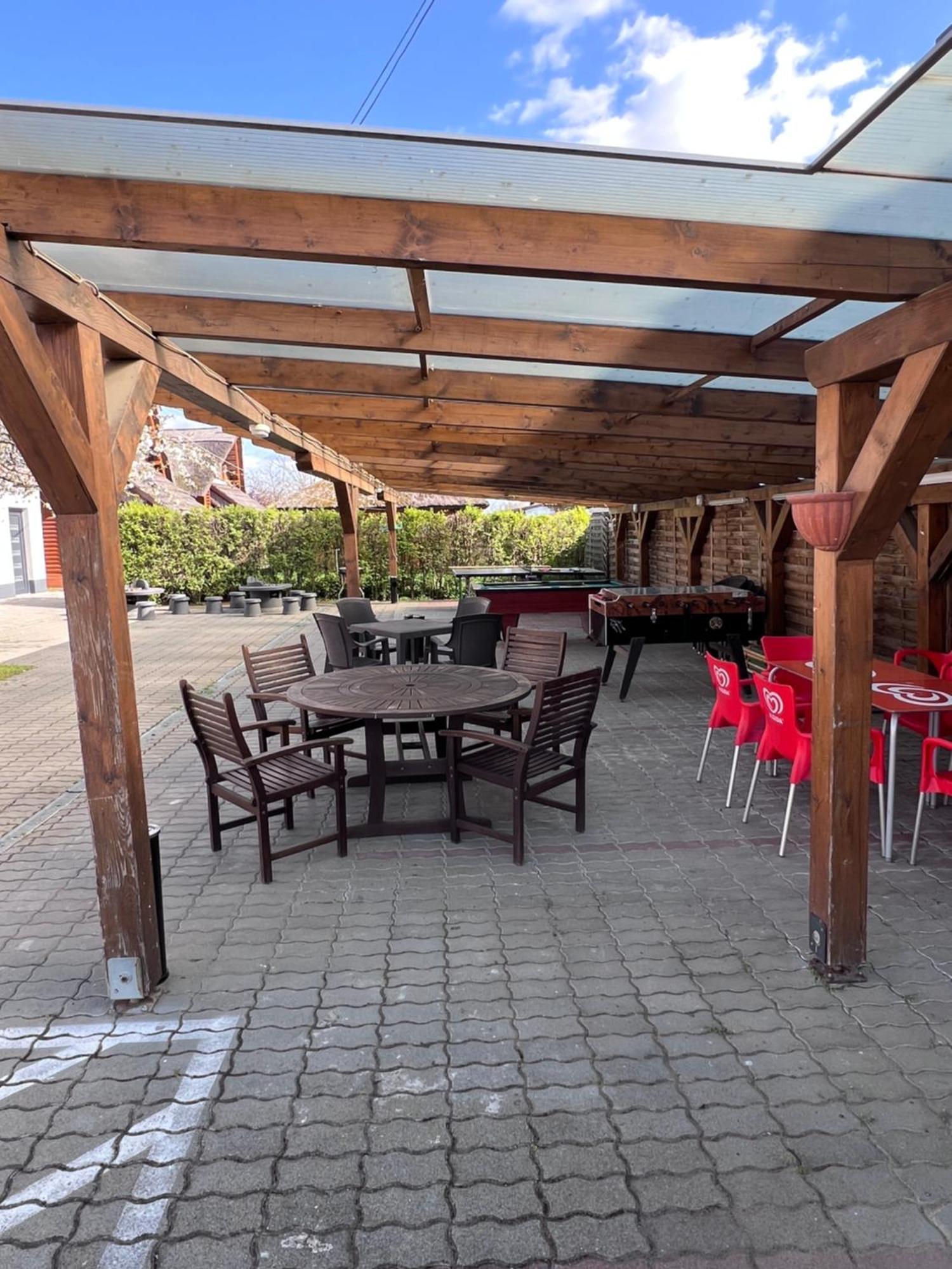 Apartmán Sulyom Panzio Tiszafüred Exteriér fotografie